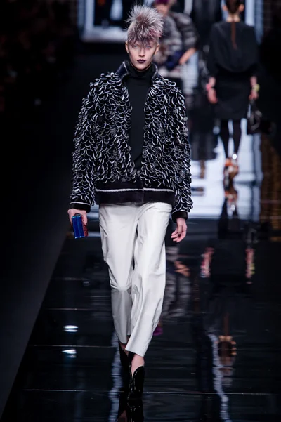 Look 36